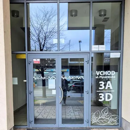 Premium Loft ǀ 2-bedrooms, Ac, 85 Sqm, Free Parking 布拉迪斯拉发