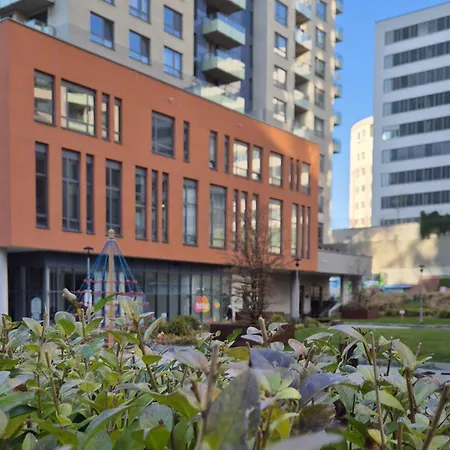 Apartmán Premium Loft ǀ 2-bedrooms, Ac, 85 Sqm, Free Parking *