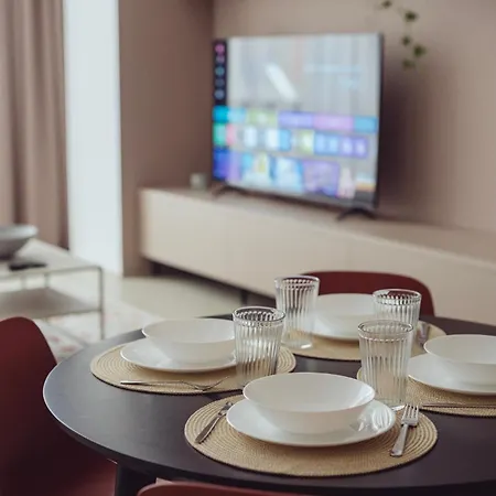 Premium Loft ǀ 2-bedrooms, Ac, 85 Sqm, Free Parking * ברטיסלאבה