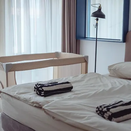 Lejlighed Premium Loft ǀ 2-bedrooms, Ac, 85 Sqm, Free Parking *