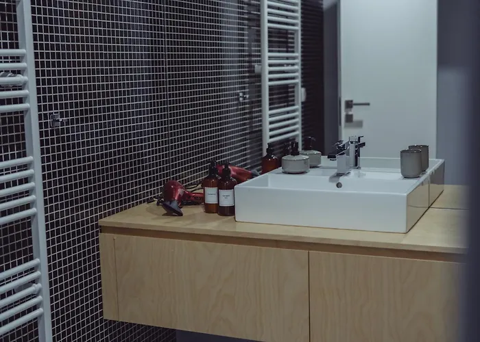 Premium Loft ǀ 2-bedrooms, Ac, 85 Sqm, Free Parking *